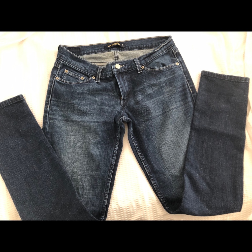Levi’s - Picture 4 of 5